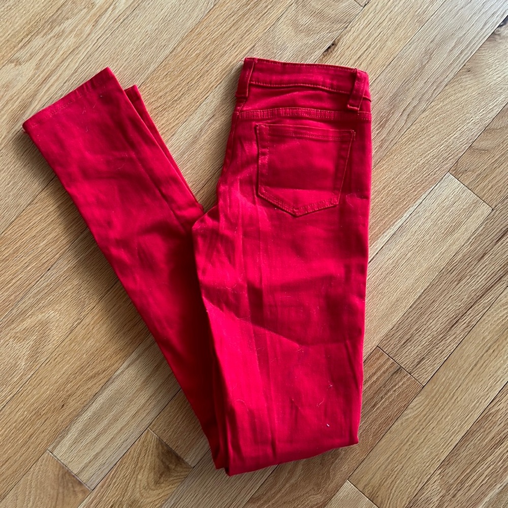 Red skinny jeans